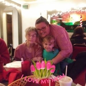 Meet your Posher, Missy